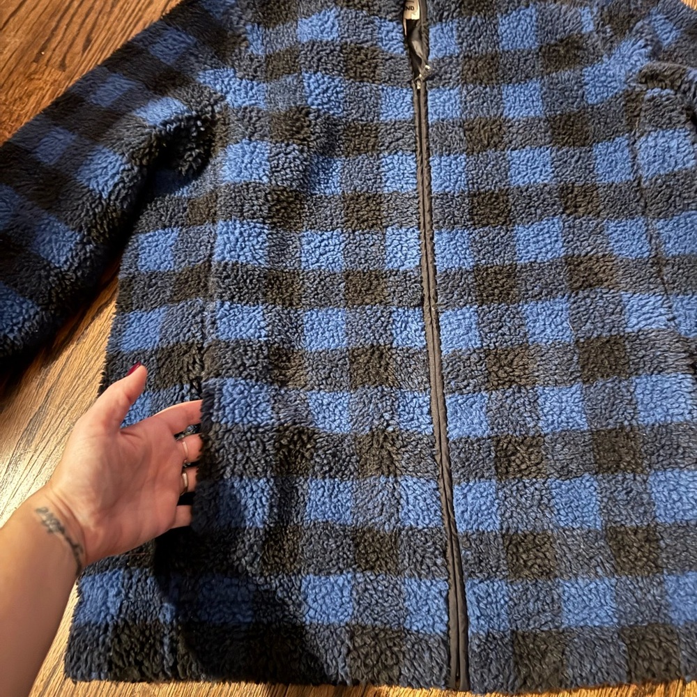 Lands' End Sherpa Jacket - Picture 6 of 11